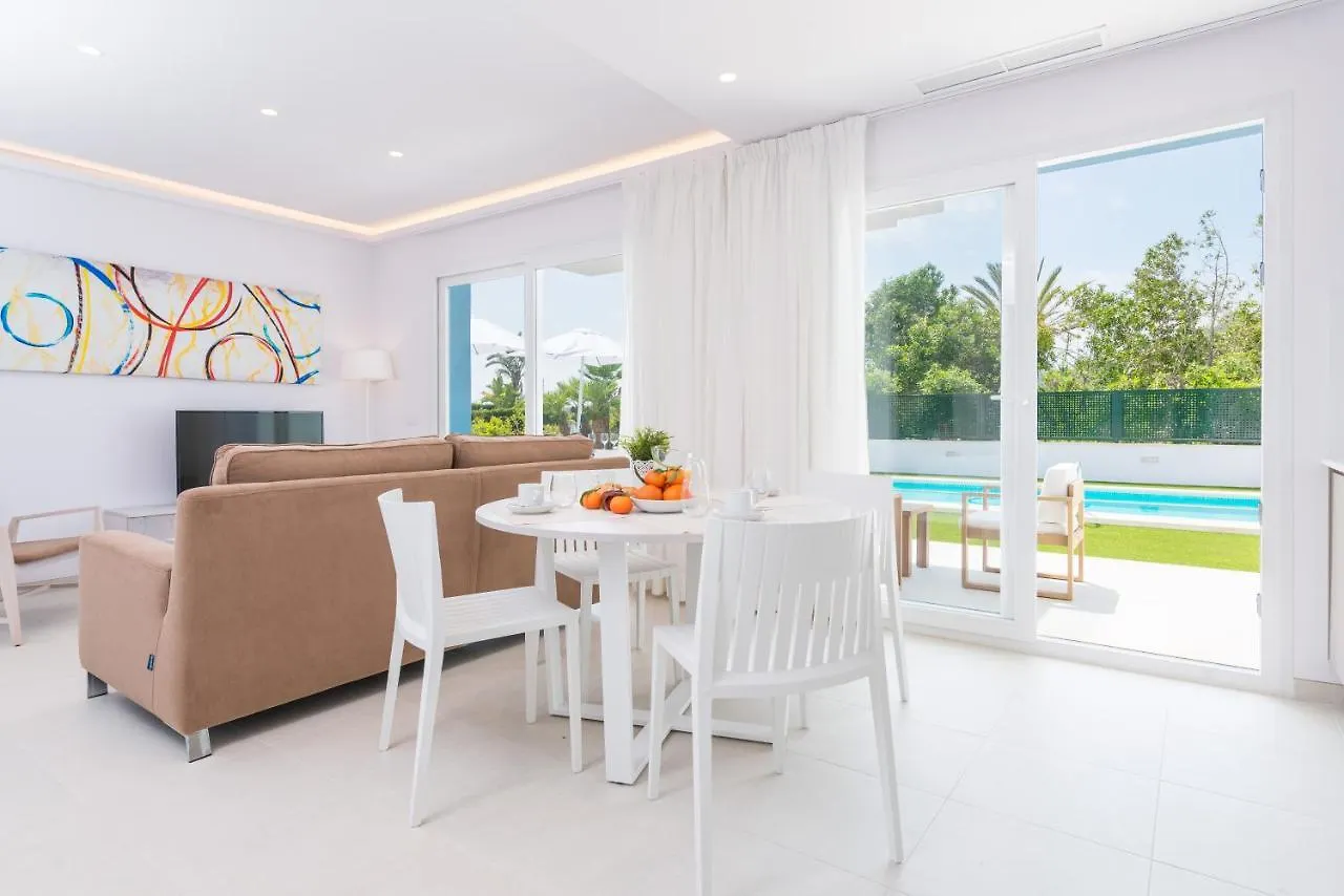 New! Villa Lago B, Alcudia Beach, Mallorca Порто де Алькудиа Испания