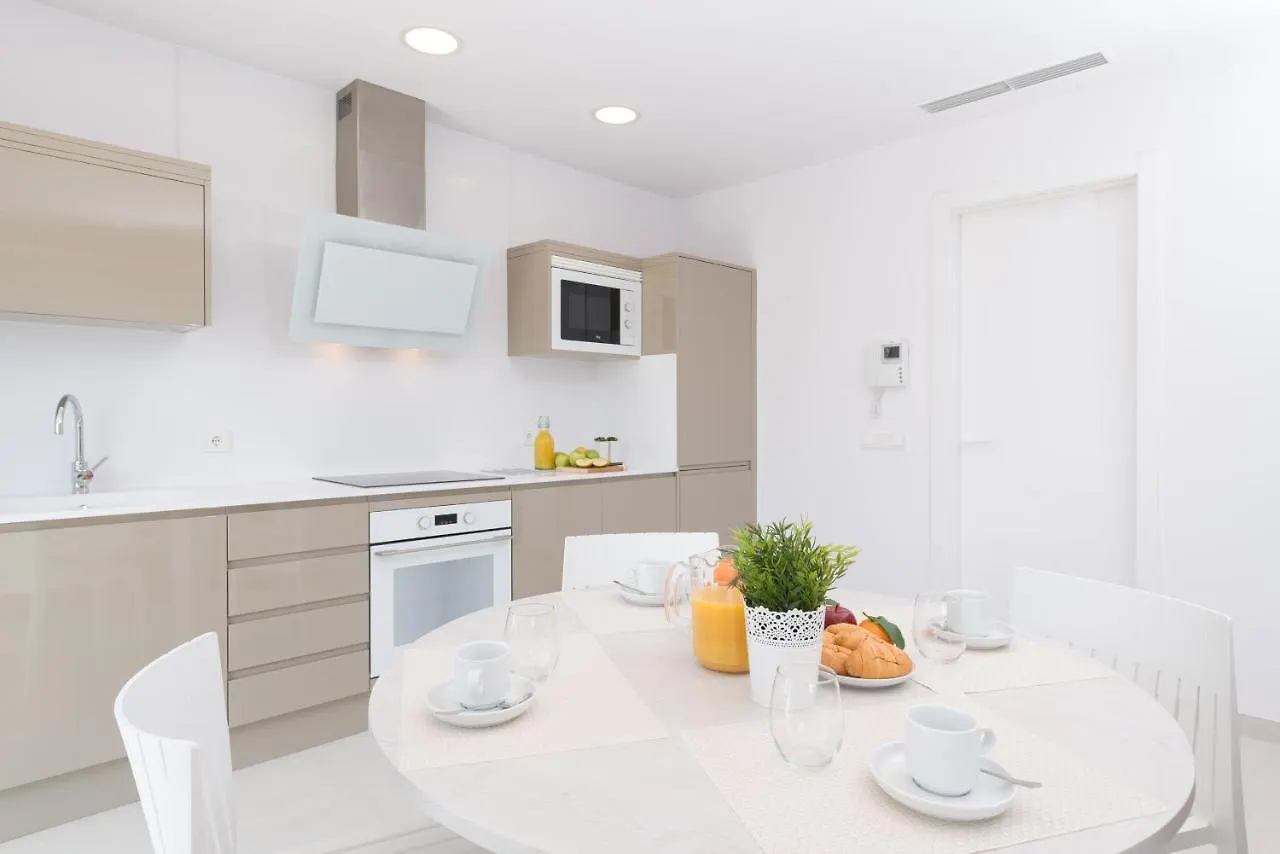New! Villa Lago B, Alcudia Beach, Mallorca Порто де Алькудиа